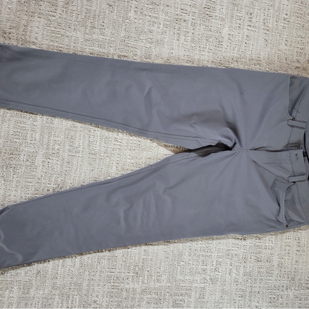 lululemon athletica Men's Gray Chinos